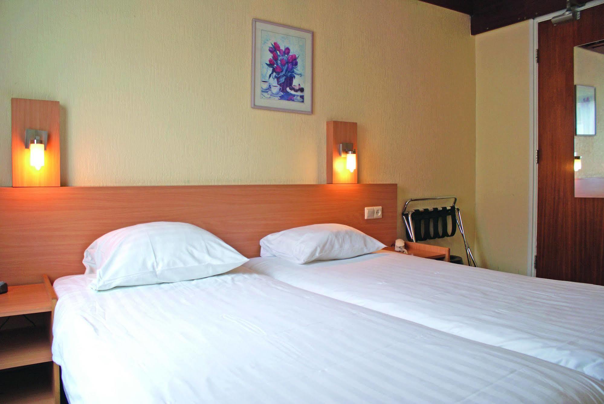 Fletcher Hotel Valkenburg Valkenburg aan de Geul Esterno foto